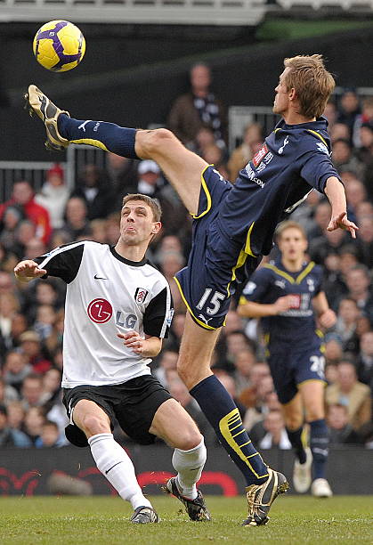 本届比赛成 本届比赛成