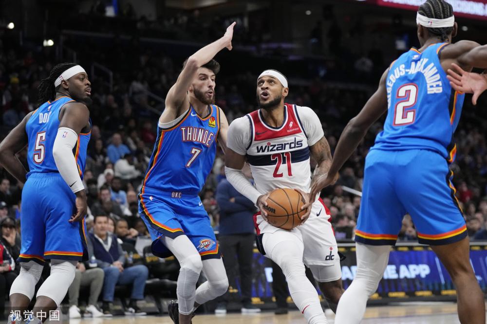 亚历山大：打破赛季73胜很有意义，希望去冲击33连胜纪录（亚历山大：超越73胜意义重大，剑指33连胜纪录）